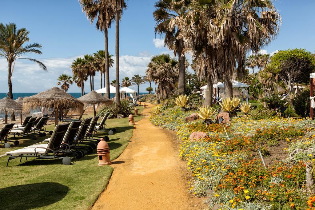 Bahia Beach Apartments エステポナ エクステリア 写真