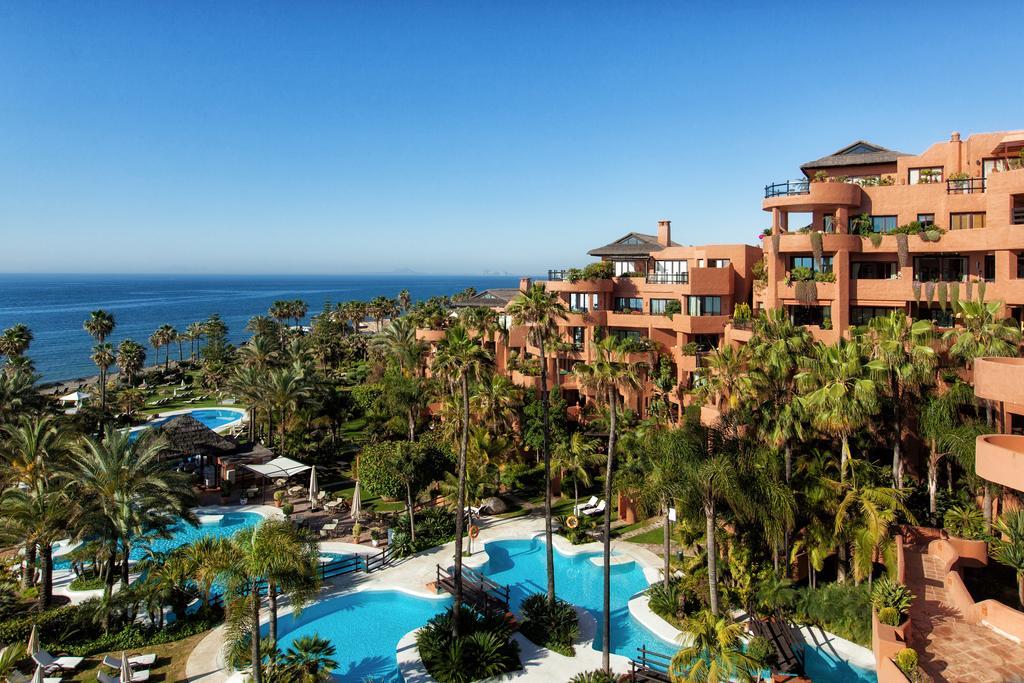 Bahia Beach Apartments エステポナ エクステリア 写真