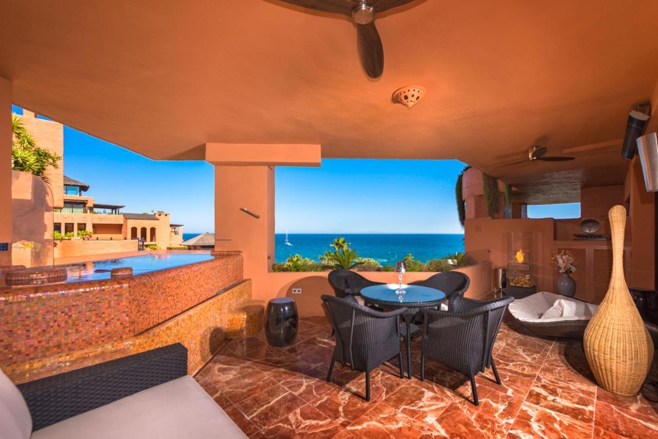 Bahia Beach Apartments エステポナ エクステリア 写真