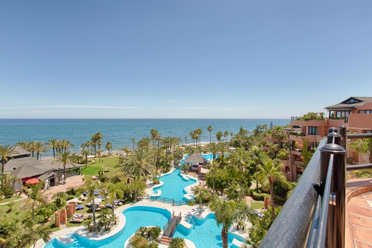 Bahia Beach Apartments エステポナ エクステリア 写真