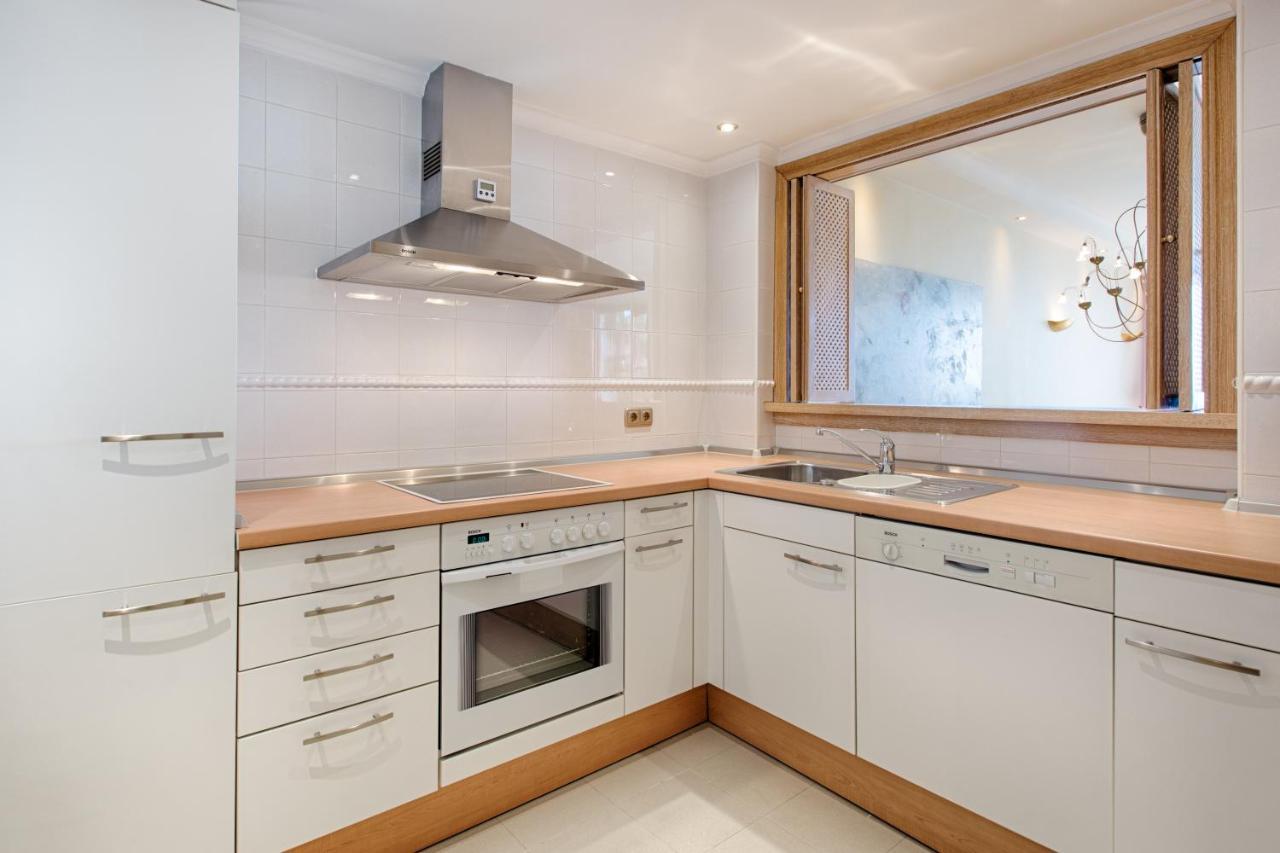 Bahia Beach Apartments エステポナ エクステリア 写真